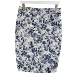 NWT Avenue Montaigne Pencil Skirt 2 Tone Floral Navy Size 4